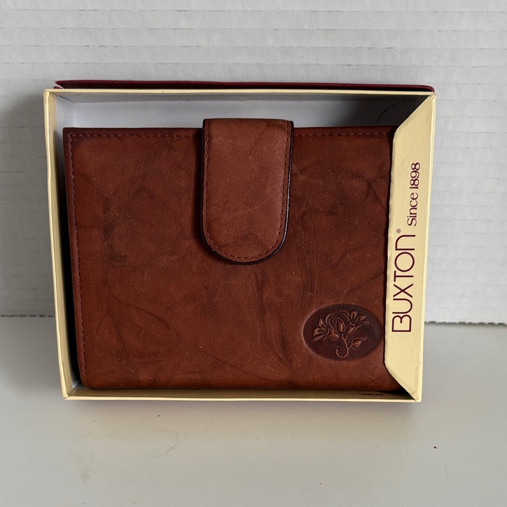 Buxton Rich Brown Leather Wallet